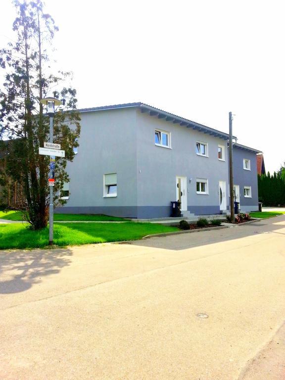 غنزبرغ Ferienwohnung Hess الغرفة الصورة